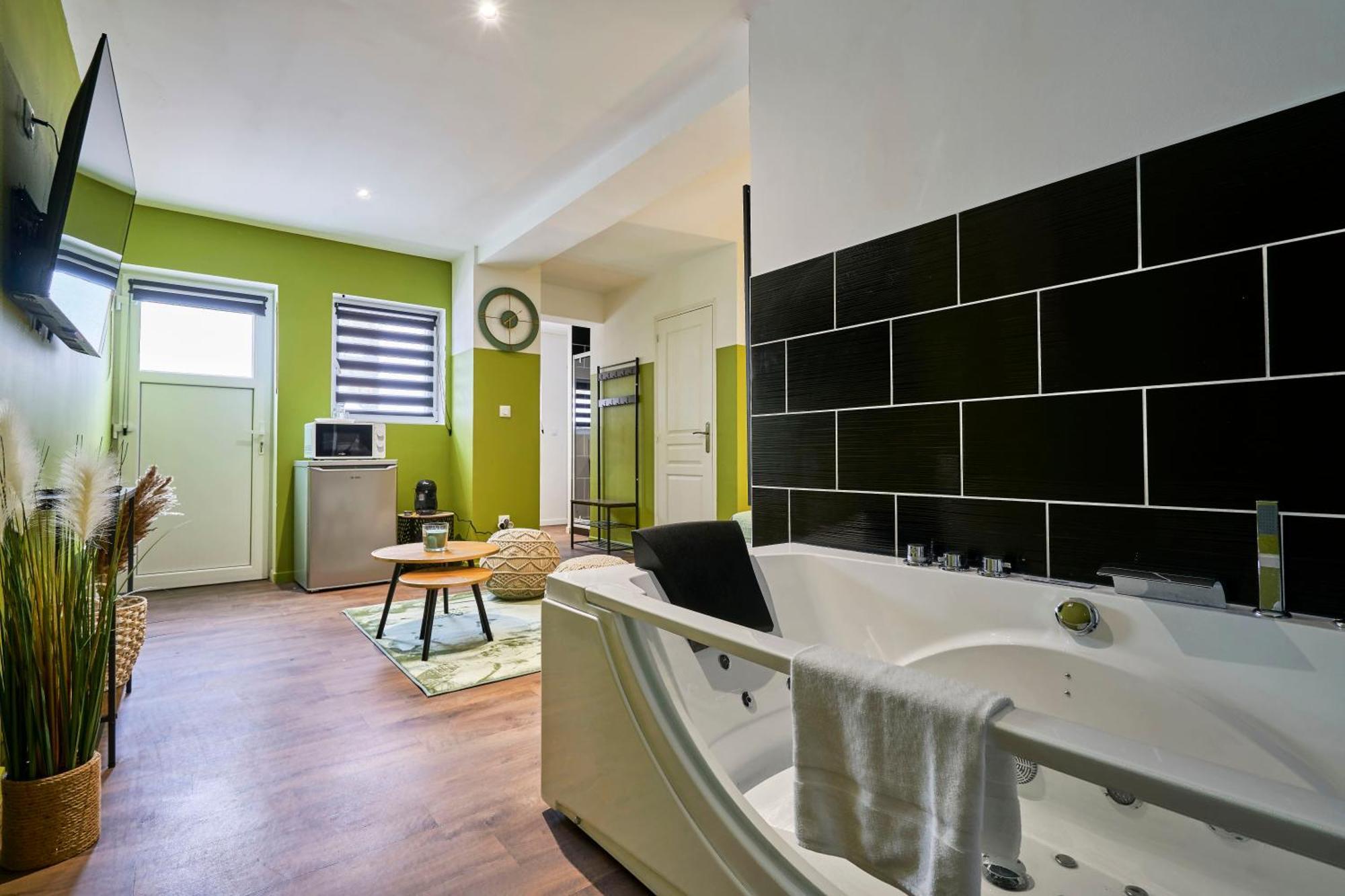 Апартаменты Ng Prestige - Lille L Roubaix Trichon - Balneo - Netflix - Wifi Экстерьер фото